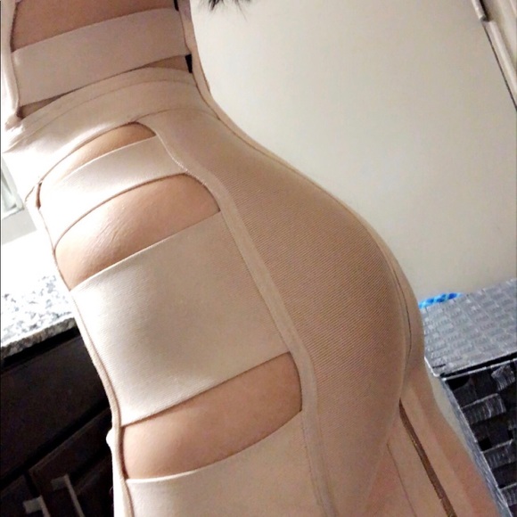 House of cb xs but fits small too - Picture 3 of 3